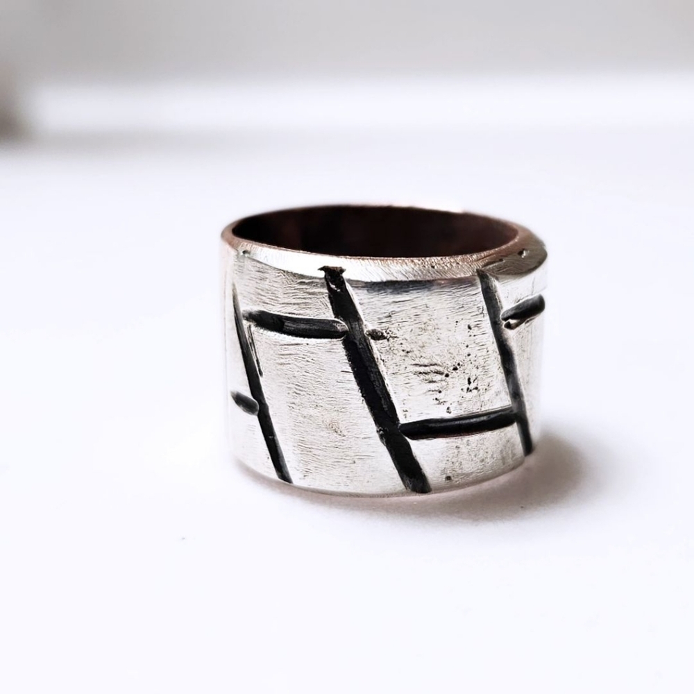 Silver ring - Picture 6 of 7